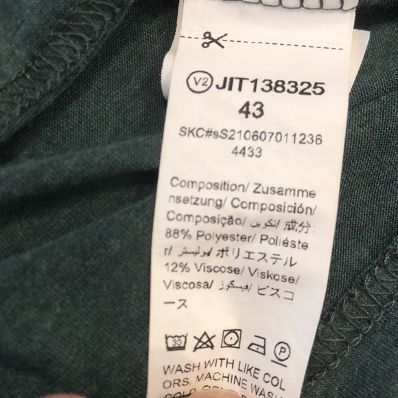 Emery Rose boho Green Top wood buttons right shoulder long sleeves Plus size 2X - Picture 6 of 9